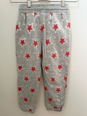 Stella McCartney Kids Gray Joggers with Red Star Print